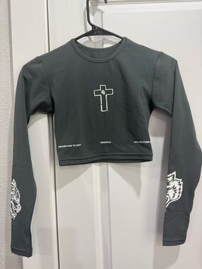 Darc Sport Gray Long-Sleeve Cropped Top